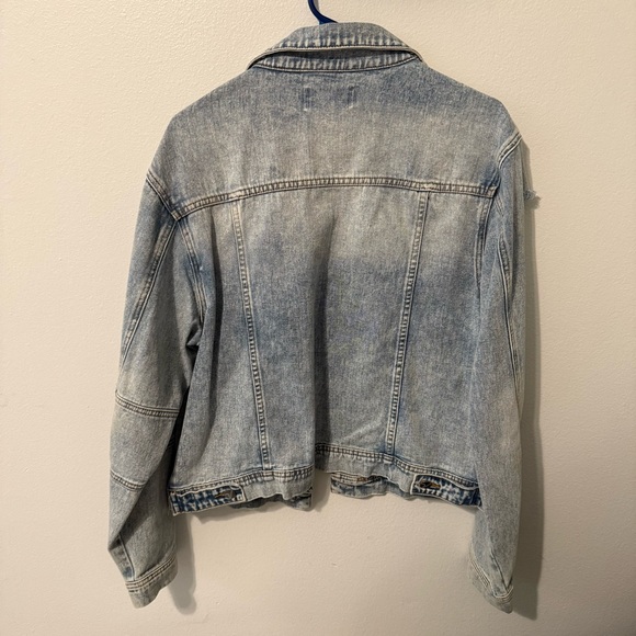 ❤️ Vigoss Destructed Denim Trucker Jacket - Picture 6 of 8